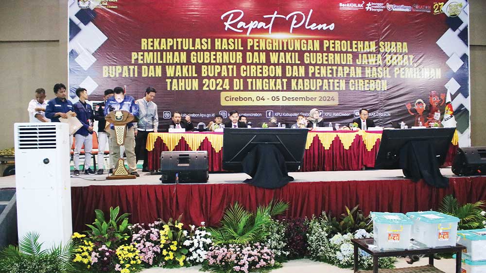 Raih 426.323 Suara, Imron-Agus Unggul Rekapitulasi Pilbup Cirebon Tingkat Kabupaten