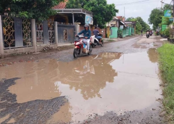 Jalan Rusak di Kabupaten Cirebon Tersisa 200 KM, Anggaran Terbatas, Tahun 2024 Ini Diperbaiki 71 KM