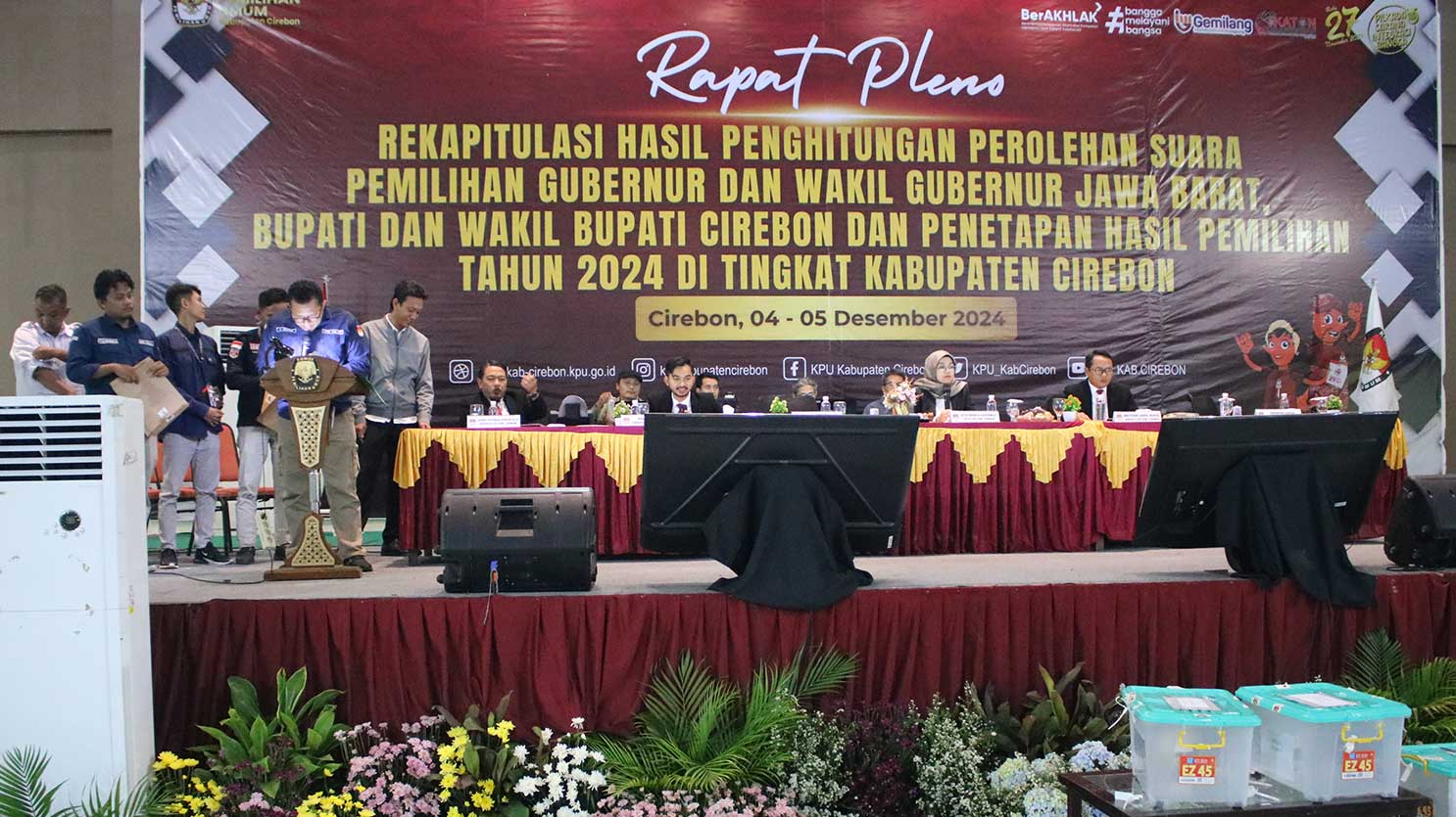 Pleno Pilkada Selesai, Paslon Pilbup Cirebon yang Merasa Dirugikan Diberi Waktu 3X24 Jam untuk Ajukan Gugatan ke MK