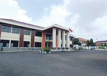 Kuwu Langgar UU Pilkada Jalani Sidang di Pengadilan Sumber Cirebon