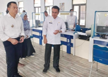 Sabet Penghargaan Layanan Terbaik Se-Indonesia, Pj Bupati Cirebon Minta Disnaker Terus Optimalisasi