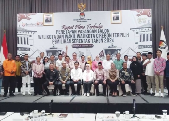 KPU Tetapkan Effendi Edo-Siti Farida sebagai Pasangan Wali Kota dan Wakil Wali Kota Cirebon Terpilih