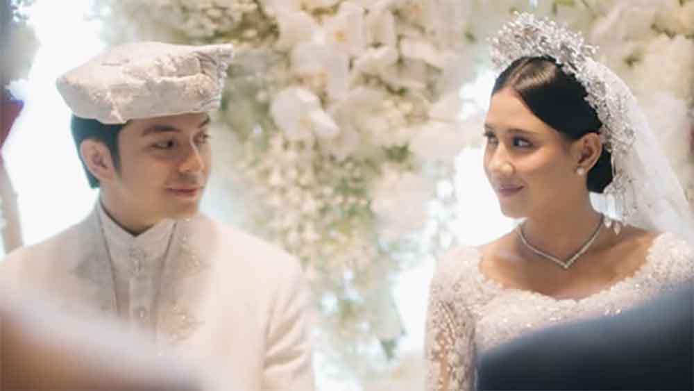 Angga Yunanda Menikah dengan Shenina Cinnamon di Bali