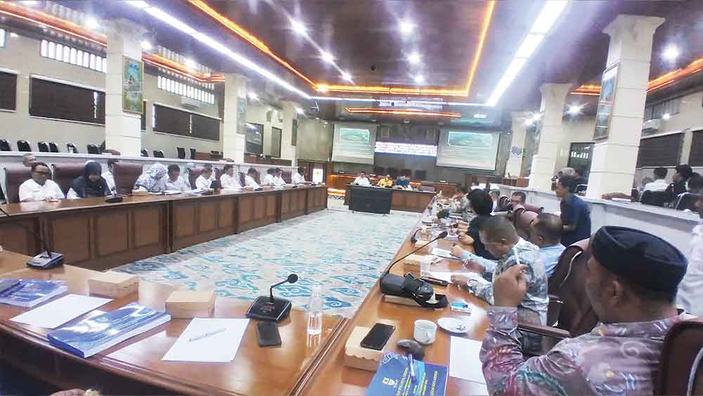 Tak Terpengaruh Klarifikasi Irawan Wahyono, DPRD Kota Cirebon Tetap Minta Perjanjian Sewa Stadion Bima Dibatalkan