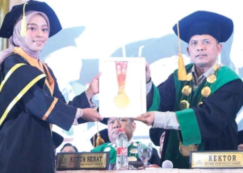 Wisuda Perdana UIN Siber Cirebon, 5 Wisudawan Berprestasi Dapat Beasiswa S2
