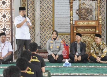 Ajak ABH Berubah, Bupati Cirebon Imron Bantu Biaya Mondok di Pesantren dan Beri Modal