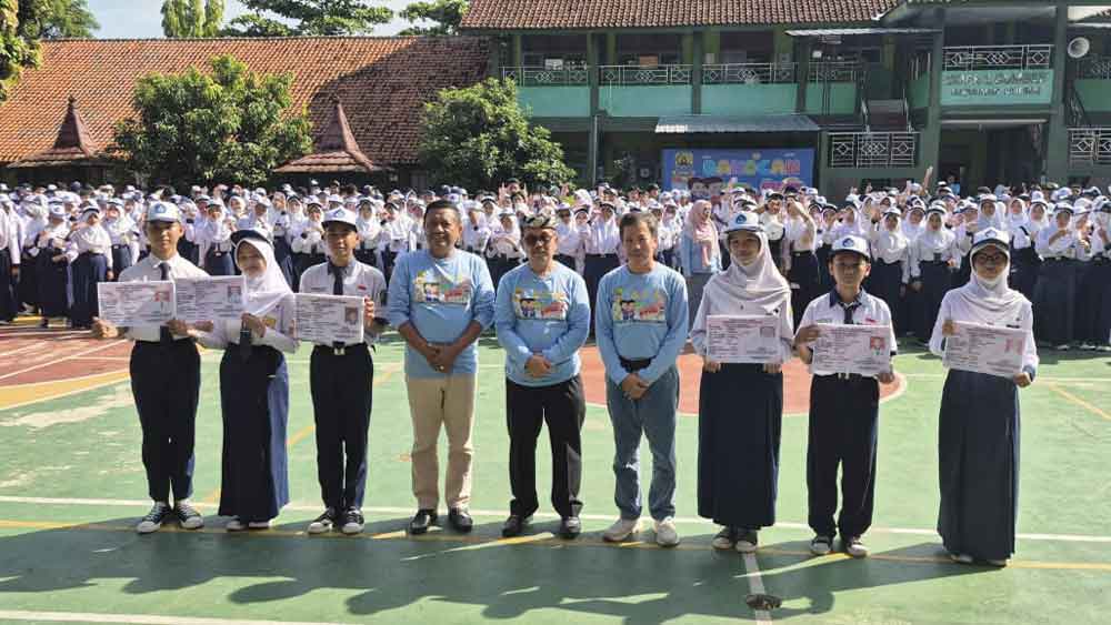 Bupati Cirebon Imron Luncurkan Program DAKOCAN