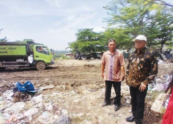 Sampah Kabupaten Dibuang ke TPS Dadakan Kopiluhur Kota Cirebon