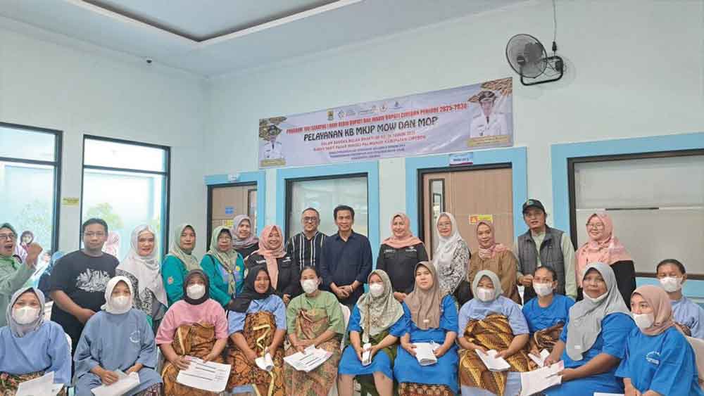 Langkah Konkret Pengendalian Penduduk di Kabupaten Cirebon Melalui Layanan KB MOW MOP Gratis
