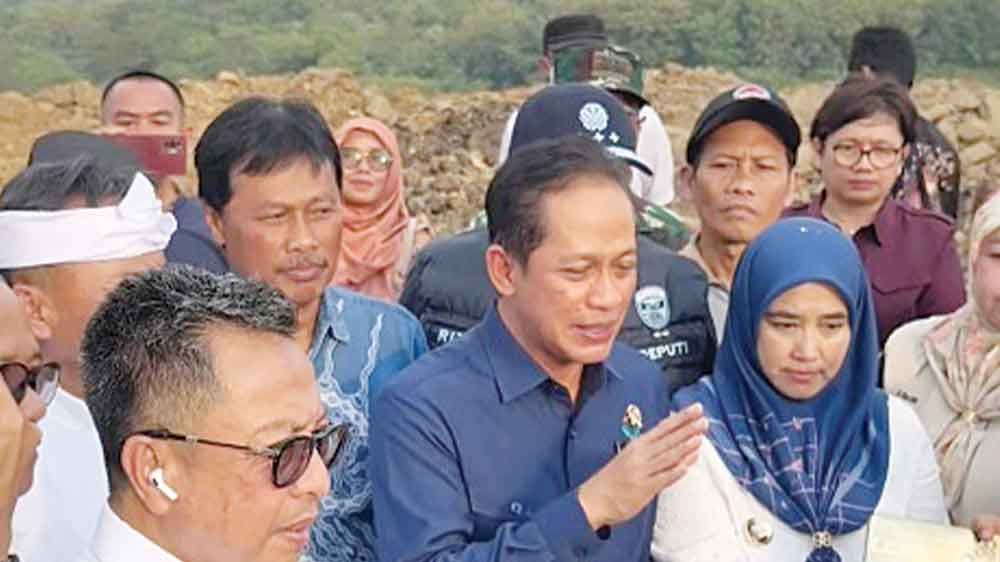 Menteri LH Minta Penanganan Sampah TPA Kopiluhur Diubah, Pemkot Cirebon Diberi Waktu 6 Bulan