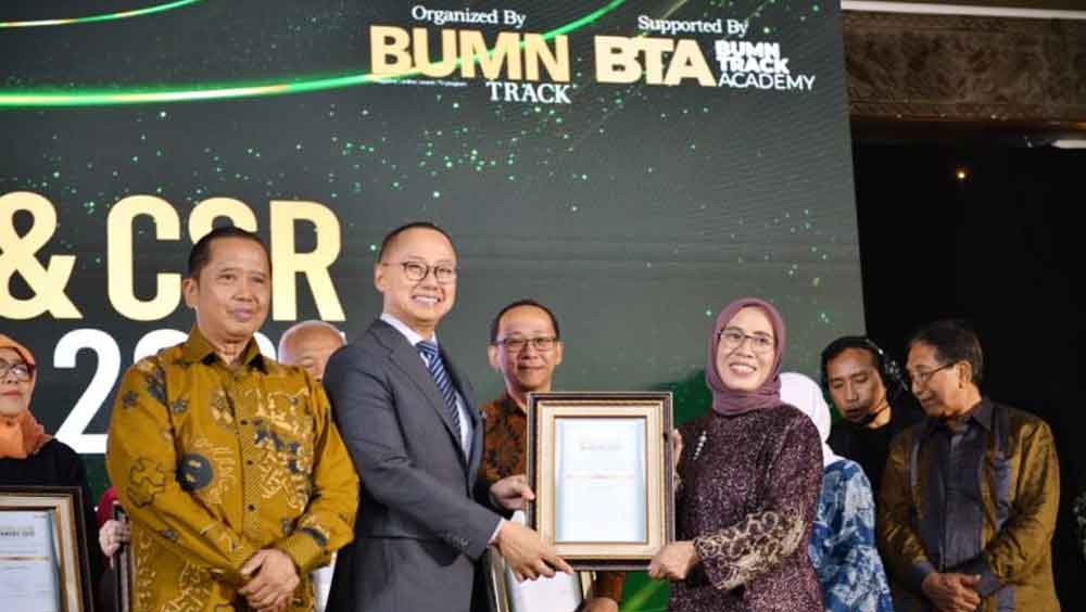 Dosen UIN Siber Cirebon Raih Penghargaan dari Wakil Ketua MPR RI