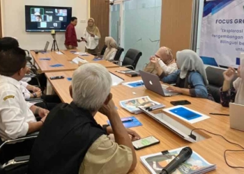 Tim Periset UIN Siber Cirebon Bahas Inovasi Buku Cerita Bergambar Bilingual Berbasis AR untuk Generasi Alpha