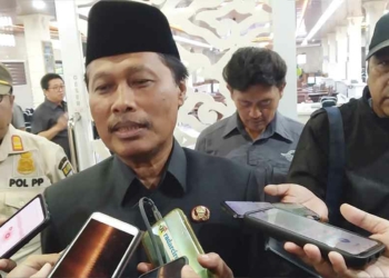 Wali Kota Cirebon Effendi Edo Orientasi Kepala Sekolah