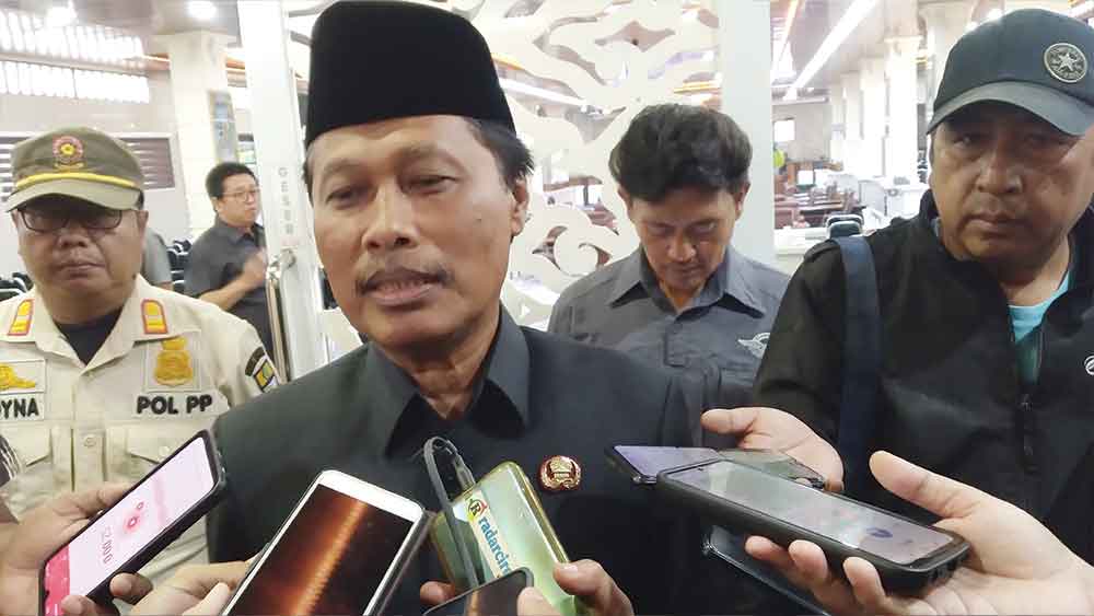 Wali Kota Cirebon Effendi Edo Orientasi Kepala Sekolah