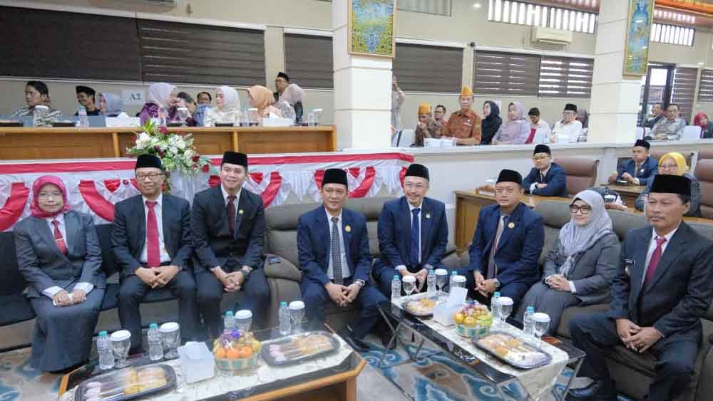 Wali Kota Cirebon Teguhkan Semangat Pembangunan, Hadiri Rapat Paripurna Mendengarkan Pidato Kenegaraan Presiden RI