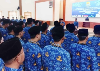 Bupati Imron Lantik 290 Honorer Pemkab Cirebon Jadi PPPK
