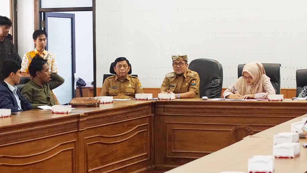 Tersangka Kasus Penjarahan dan Perusakan Unjuk Rasa Anarkis, Pemkab dan DPRD Kabupaten Cirebon Sepakat 15 ABH Restorative Justice