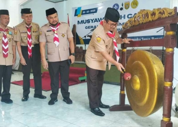 Dinilai Berhasil Mendidik Karakter Generasi Muda, Bupati Cirebon Ajak Pramuka Berinovasi 