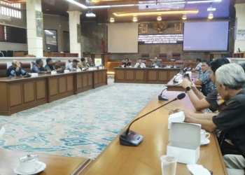 DPRD Kota Cirebon akan Gugat HAKI BT Batik Trusmi