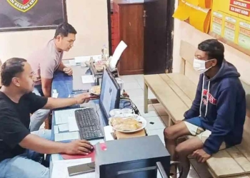 Demi Konten, Bikin Tawuran Palsu, Belasan Remaja di Cirebon Bawa Sajam Diamankan Polisi