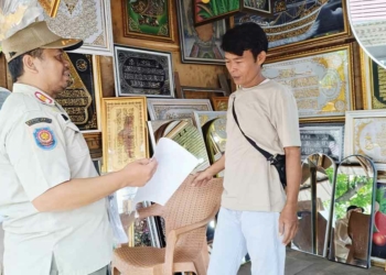 PKL Sukalila Cirebon Surat Teguran Tiga, Senin Dibongkar Paksa, Diberi Waktu 3 Hari Bongkar Mandiri