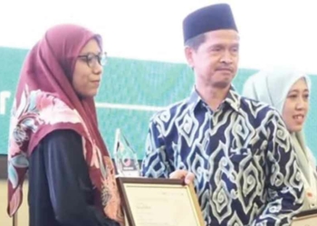 Mahasiswa UIN Siber Cirebon Raih Juara 1 Kompetisi Karya Tulis Ilmiah Nasional