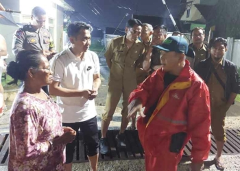 Sat Set Wabup Jigus Tinjau Lokasi Banjir di Cirebon