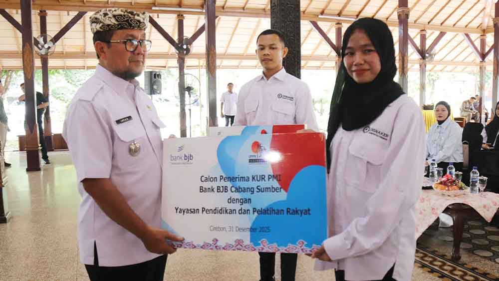 Komitmen Entaskan Kemiskinan, Pemkab Cirebon Fasilitasi KUR untuk CPMI