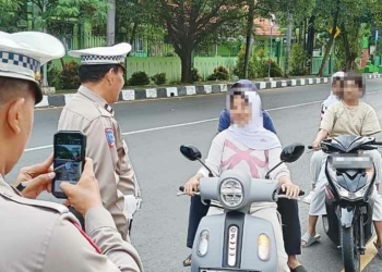 Satlantas Polresta Cirebon Uji Coba E-TLE Mobile Handheld